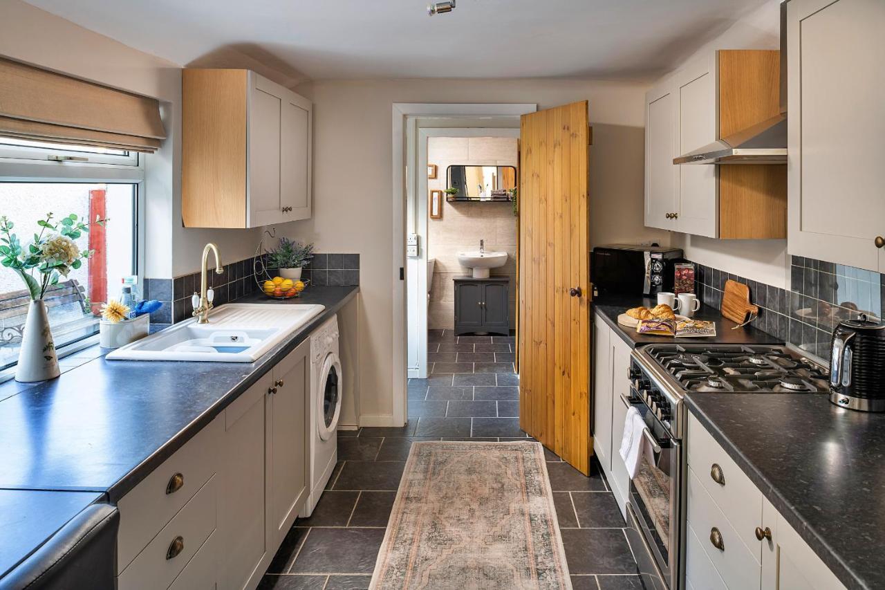 Finest Retreats - Bwthyn Llechi, Slate Cottage Blaenau Ffestiniog Bagian luar foto
