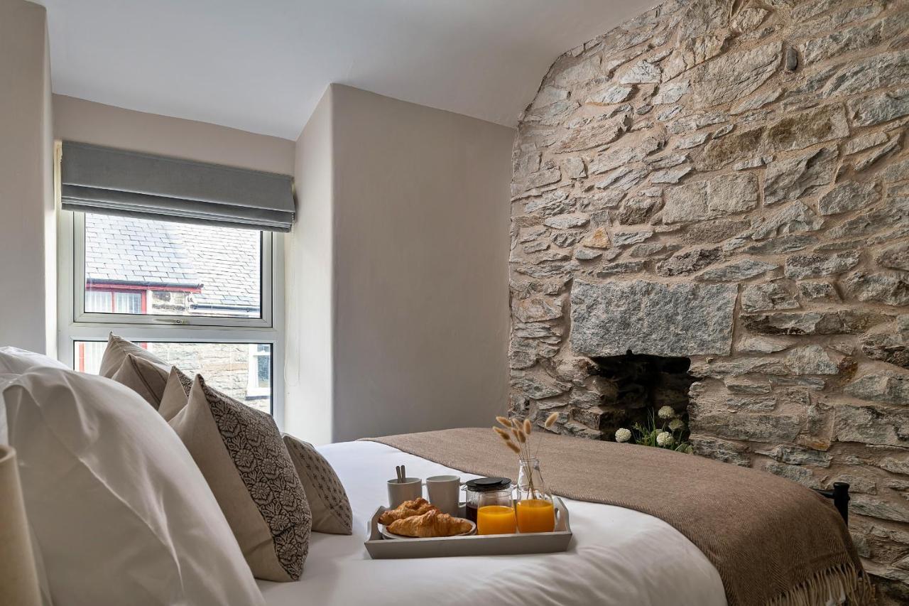 Finest Retreats - Bwthyn Llechi, Slate Cottage Blaenau Ffestiniog Bagian luar foto